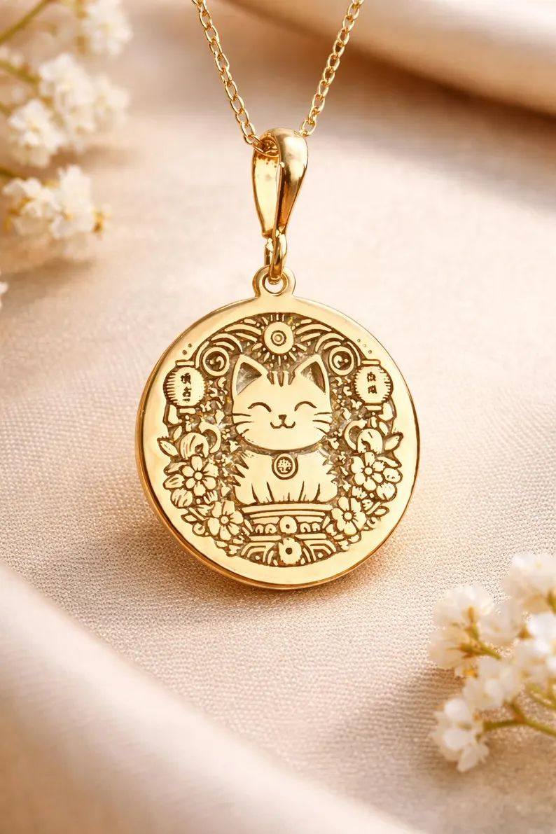 Luxe Amulet Maneki Neko gold necklace with floral details